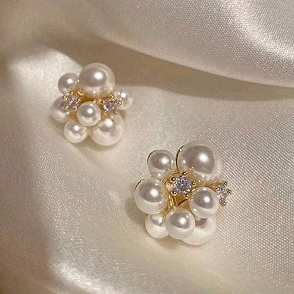 Faux Pearl Cluster CZ Gold Stud Earrings Floral Statement; Bridal; Wedding; NWOT